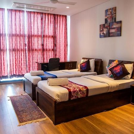 Guest House Service Apartments Пуне Екстер'єр фото